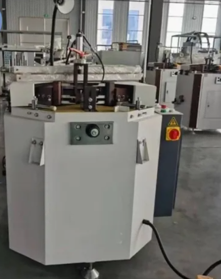 100mm Blade Stroke × 3500mm Frame Capacitas Gravis Officium Unius Capitis Aluminium Fenestra Door Corner Crimping Machina