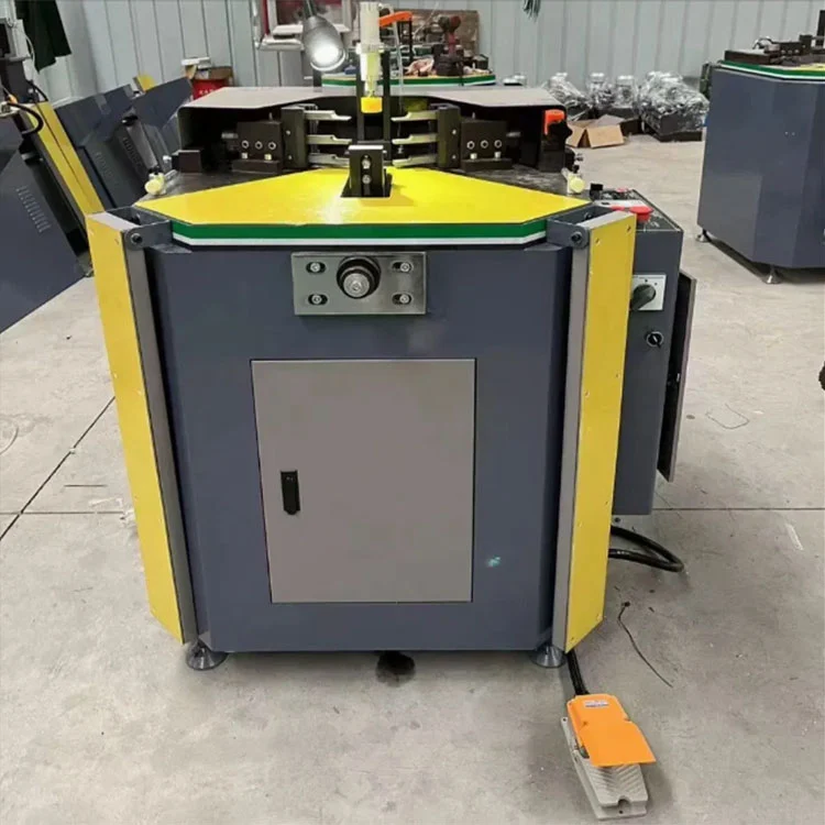 140mm Aluminium Profile Corner Combining Machine