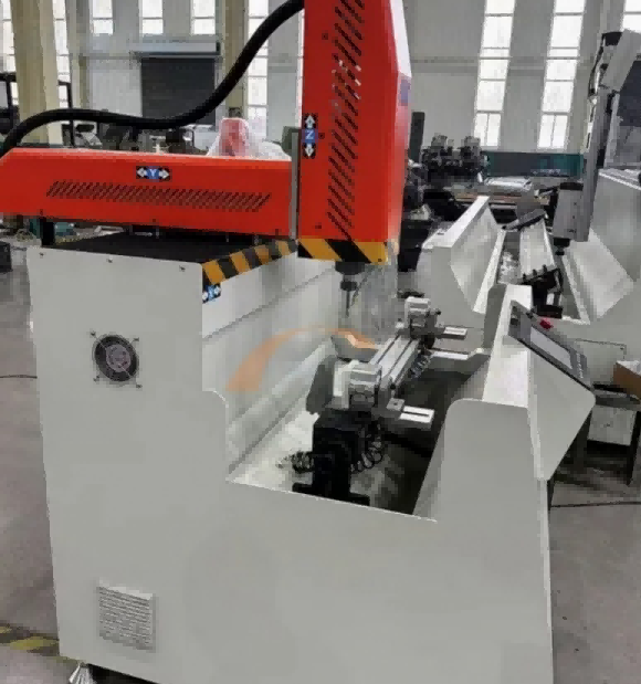800mm High-Rigiditas Precision CNC Machining Center for Large-section Industrial Aluminium Profile
