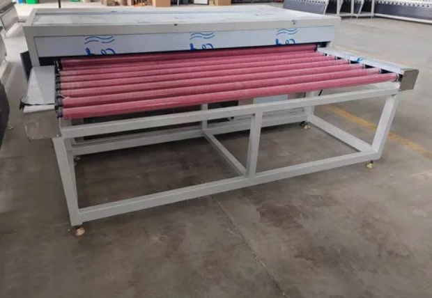 Summus Efficens 1600 Automatic Insulating Vitri Hot Press Machina