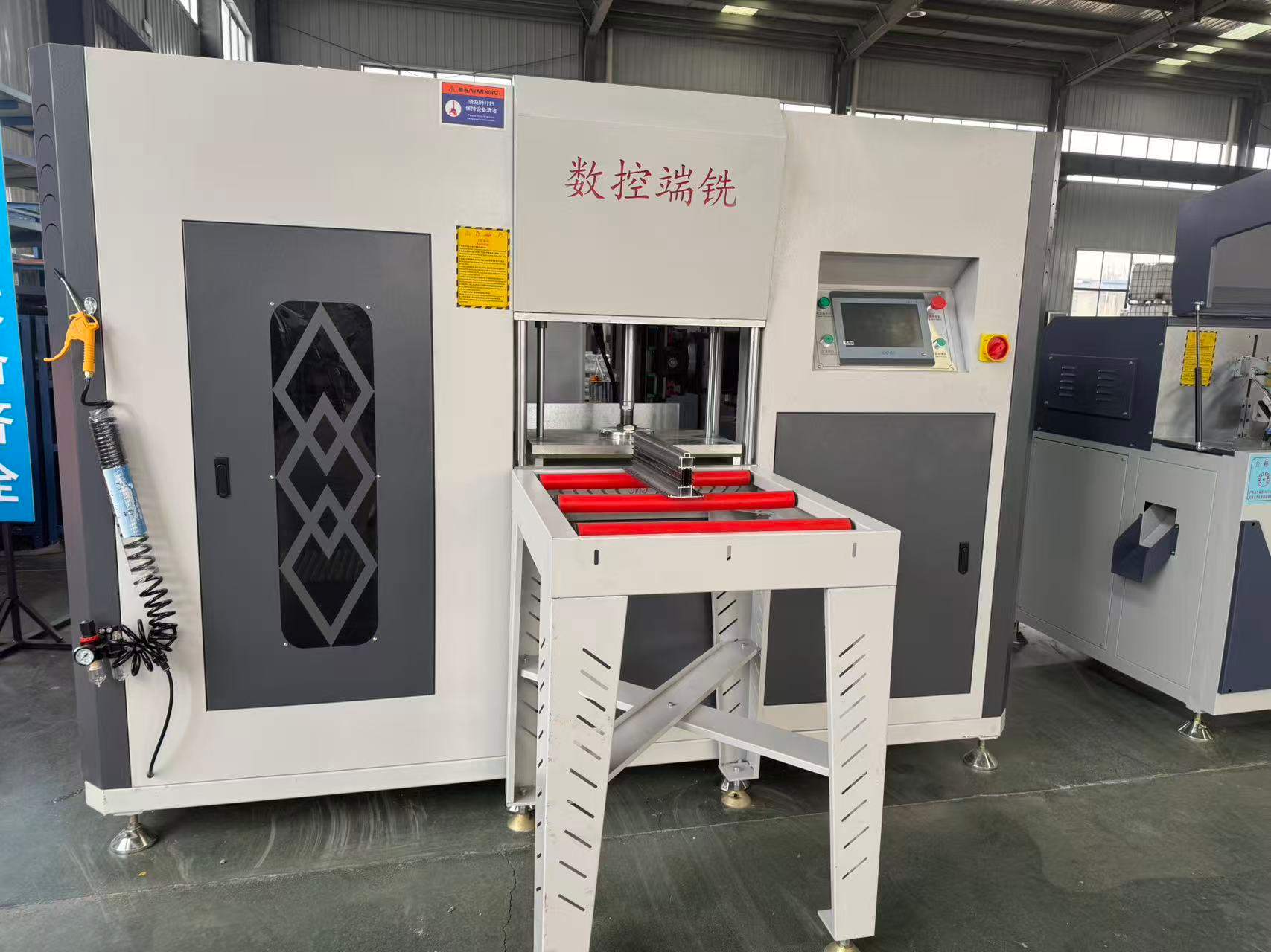 Summus Subtilitas 3+2 Axis CNC finis Miller pro speciali informatus Aluminium Mullions