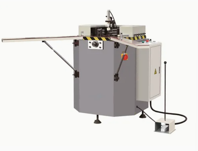 ndustrial Grade 100mm x 3500mm Aluminium Aluminium Fenestra & Door Corner Crimper